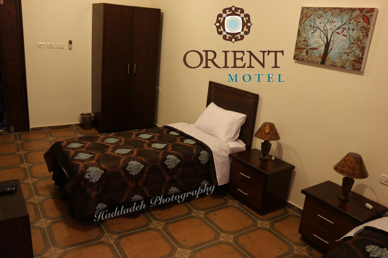 Orient Hotel Наблус Экстерьер фото